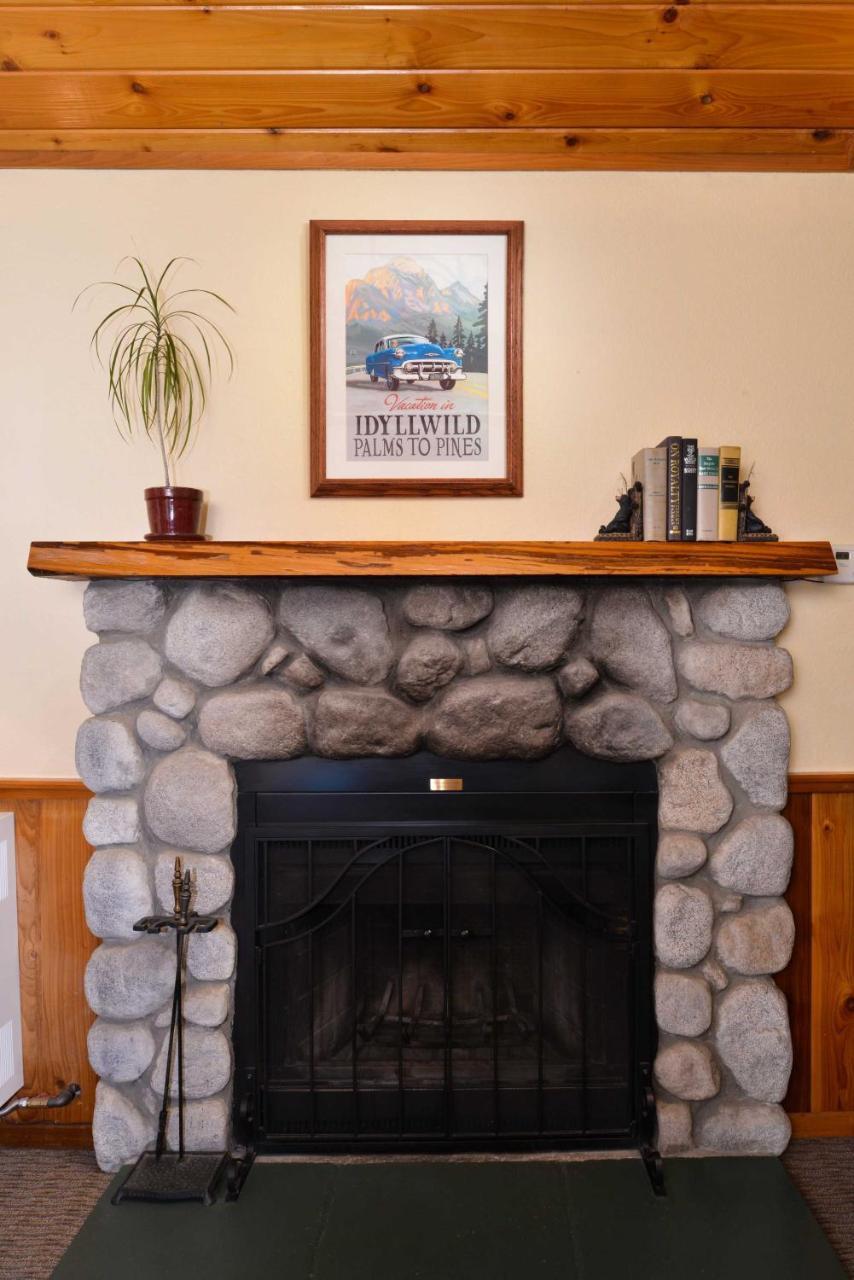 Quiet Creek Inn Idyllwild Exterior foto